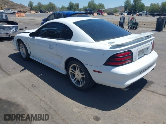 1994 Ford Mustang с VIN 1FALP42D8RF184264, выставлен на аукционе IAAI как лот 42261594 с пробегом 118 411 миль миль и . История ставок и продаж доступна на DreamBid. Изображение 3.