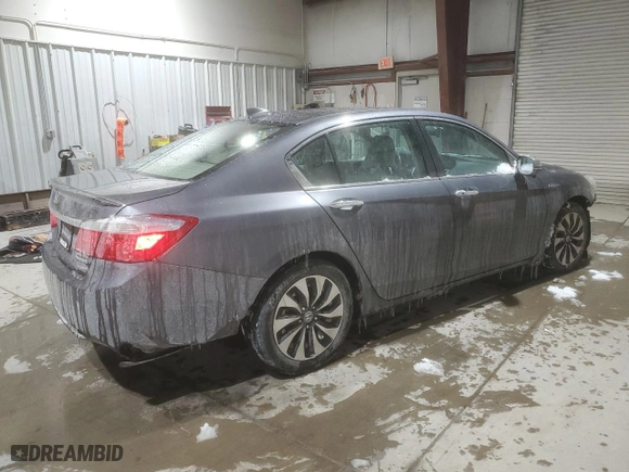 2014 Honda Accord Hybrid with VIN 1HGCR6F38EA002802, listed as a Copart auction lot 46290215 with 109,638 mi miles and Salvage Title. Bid and sale history available at carsss.com. Image 3.