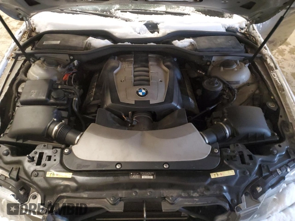 2006 BMW 7 Series 750Li with VIN WBAHN83566DT63105, listed as a Copart auction lot 44746675 with 139,071 mi miles and Non Repairable. Bid and sale history available at DreamBid. Image 11.
