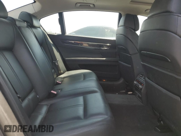 2012 BMW 7 Series 750Li с VIN WBAKB8C52CC963703, выставлен на аукционе Copart как лот 62547045 с пробегом 132 028 миль миль и Чистый • Clean title. История ставок и продаж доступна на DreamBid. Изображение 10.