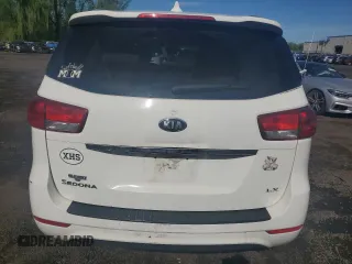 2015 Kia Sedona LX with VIN KNDMB5C11F6044947, listed as a Copart auction lot 55922215 with 259,493 mi miles and Clean Title. Bid and sale history available at DreamBid. Image 6.