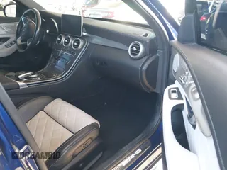 2018 Mercedes-Benz C 43 AMG z VIN 55SWF6EB5JU244735, wystawiony jako IAAI lot #41338244 z przebiegiem 57 513 mil mil oraz . Historia ofert i sprzedaży dostępna na DreamBid. Obrazek 5.