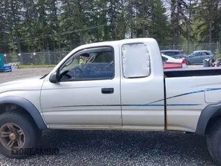 2002 Toyota Tacoma z VIN 5TEWM72N82Z048137, wystawiony jako IAAI lot #42299888 z przebiegiem 476 439 mil mil oraz . Historia ofert i sprzedaży dostępna na DreamBid. Obrazek 14.