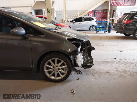 2014 Toyota Prius Two with VIN JTDZN3EU9EJ003633, listed as a IAAI auction lot 41969899 with 138,235 mi miles and . Bid and sale history available at DreamBid. Image 20.