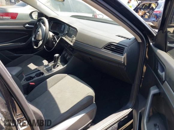 2019 Volkswagen Jetta S with VIN 3VWC57BU9KM097042, listed as a IAAI auction lot 42443732 with 113,609 mi miles and . Bid and sale history available at DreamBid. Image 5.