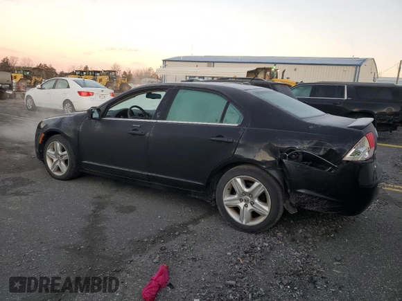 2011 Mercury Milan with VIN 3MEHM0HAXBR600885, listed as a Copart auction lot 86969834 with 0 mi miles and Salvage Title. Bid and sale history available at carsss.com. Image 2.