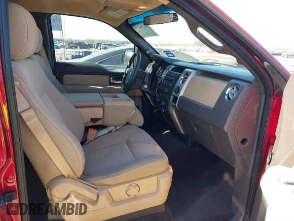 2014 Ford F-150 XL with VIN 1FTEW1CM0EKE19146, listed as a IAAI auction lot 41396390 with 101,715 mi miles. Bid and sale history available at carsss.com. Image 5.