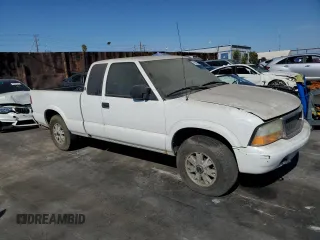 2003 GMC Sonoma SLS with VIN 1GTDT19X538159245, listed as a Copart auction lot 70503874 with 150,249 mi miles and Clean Title. Bid and sale history available at carsss.com. Image 4.