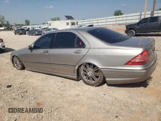 2006 Mercedes-Benz S 500 z VIN WDBNG75J36A480287, wystawiony jako Copart lot #53313745 z przebiegiem Nie podano mil oraz Czysty tytuł • Clean title. Historia ofert i sprzedaży dostępna na DreamBid. Obrazek 2.