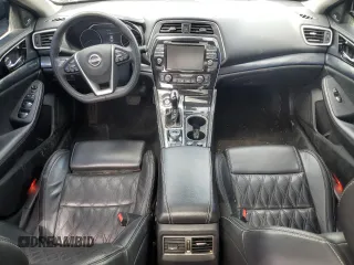 2023 Nissan Maxima Platinum z VIN 1N4AA6FV4PC502516, wystawiony jako Copart lot #51795585 z przebiegiem Nie podano mil oraz Szkoda całkowita • Salvage title. Historia ofert i sprzedaży dostępna na DreamBid. Obrazek 8.