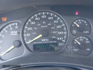 2001 Chevrolet Tahoe LT with VIN 1GNEC13T01J132932, listed as a IAAI auction lot 41398864 with 151,411 mi miles. Bid and sale history available at carsss.com. Image 7.