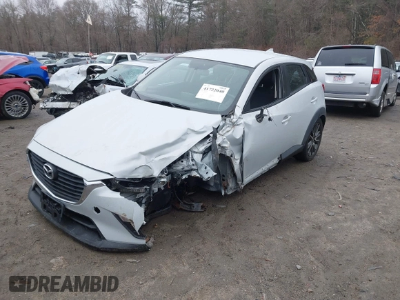 2017 Mazda CX-3 Touring with VIN JM1DKFC77H0155101, listed as a IAAI auction lot 41722040 with 92,653 mi miles. Bid and sale history available at carsss.com. Image 2.