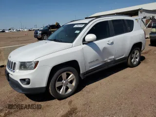 2016 Jeep Compass High Altitude with VIN 1C4NJDEB5GD631673, listed as a Copart auction lot 61645185 with 130,255 mi miles and Salvage title. Bid and sale history available at DreamBid. Image 1.