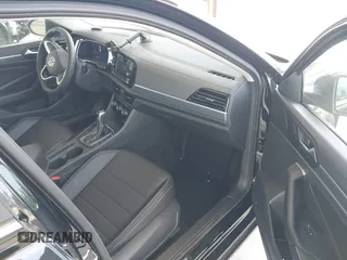 2024 Volkswagen Jetta SE with VIN 3VW7M7BU5RM052470, listed as a IAAI auction lot 42520137 with 26,902 mi miles and . Bid and sale history available at DreamBid. Image 5.
