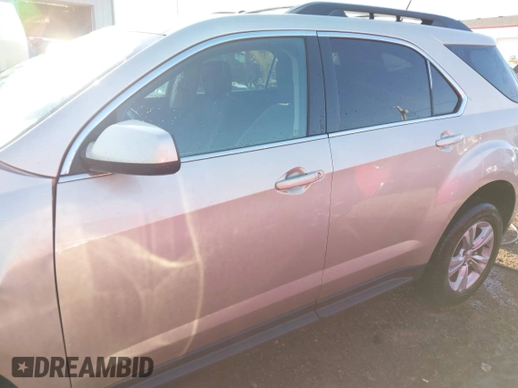 2015 Chevrolet Equinox LT z VIN 2GNALBEK5F1130975, wystawiony jako IAAI lot #42097235 z przebiegiem 98 715 mil mil oraz . Historia ofert i sprzedaży dostępna na DreamBid. Obrazek 14.