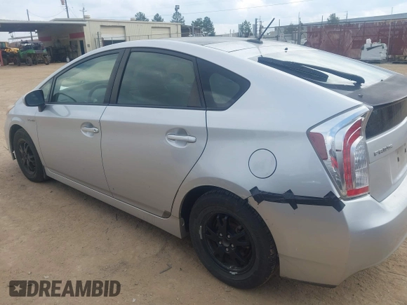 2013 Toyota Prius One with VIN JTDKN3DU0D5632336, listed as a IAAI auction lot 41510457 with 152,943 mi miles. Bid and sale history available at carsss.com. Image 3.