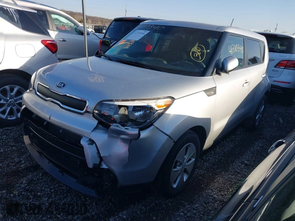 2014 Kia Soul with VIN KNDJN2A28E7700722, listed as a IAAI auction lot 41710340 with 106,234 mi miles. Bid and sale history available at carsss.com. Image 2.