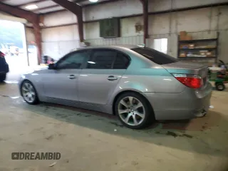2007 BMW 5 Series 550i z VIN WBANB53517CP07229, wystawiony jako Copart lot #58400705 z przebiegiem 112 866 mil mil oraz Szkoda całkowita • Salvage title. Historia ofert i sprzedaży dostępna na DreamBid. Obrazek 2.