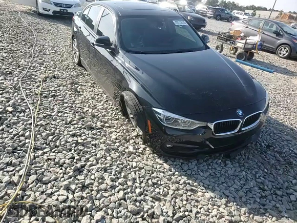 2018 BMW 3 Series 320i with VIN WBA8A9C54JAH13555, listed as a Copart auction lot 48113035 with 64,320 mi miles and Salvage Title. Bid and sale history available at carsss.com. Image 14.