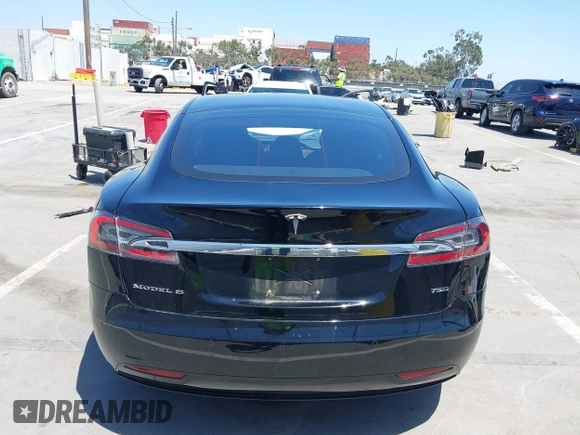 2019 Tesla Model S 75D с VIN 5YJSA1E22KF304098, выставлен на аукционе IAAI как лот 42293794 с пробегом 49 545 миль миль и . История ставок и продаж доступна на DreamBid. Изображение 16.