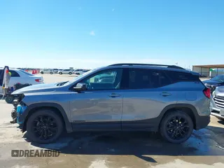 2021 GMC Terrain SLE z VIN 3GKALMEV4ML376480, wystawiony jako IAAI lot #42219837 z przebiegiem 61 595 mil mil oraz . Historia ofert i sprzedaży dostępna na DreamBid. Obrazek 15.