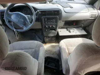 2002 Chevrolet Venture z VIN 1GNDV03E02D185812, wystawiony jako Copart lot #70580084 z przebiegiem Nie podano mil oraz Szkody całkowita. Historia ofert i sprzedaży dostępna na DreamBid. Obrazek 8.