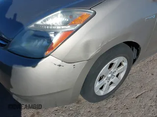 2008 Toyota Prius with VIN JTDKB20U283350306, listed as a IAAI auction lot 41761619 with 171,157 mi miles. Bid and sale history available at carsss.com. Image 6.