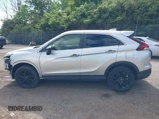 2023 Mitsubishi Eclipse Cross LE z VIN JA4ATVAA6PZ000696, wystawiony jako IAAI lot #42216219 z przebiegiem 83 031 mil mil oraz . Historia ofert i sprzedaży dostępna na DreamBid. Obrazek 15.