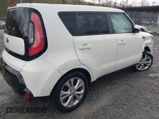 2016 Kia Soul + with VIN KNDJP3A53G7241998, listed as a IAAI auction lot 42016207 with 90,900 mi miles. Bid and sale history available at carsss.com. Image 4.