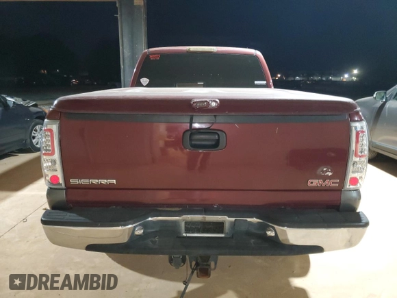 2000 GMC New Sierra 1500 SLE with VIN 1GTEK19T3YE218791, listed as a Copart auction lot 82482734 with 242,277 mi miles and Salvage Title. Bid and sale history available at carsss.com. Image 6.