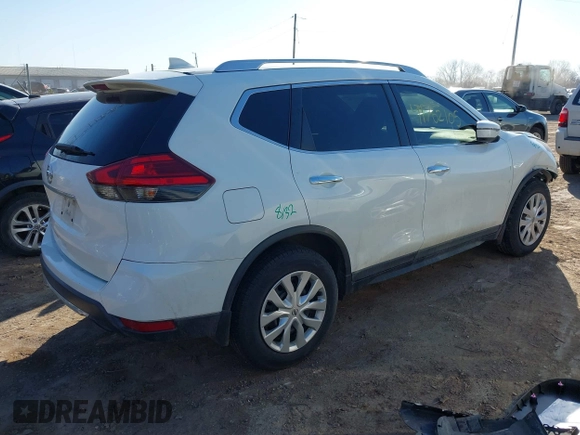 2017 Nissan Rogue SV with VIN KNMAT2MT1HP541640, listed as a IAAI auction lot 41762105 with 105,981 mi miles. Bid and sale history available at carsss.com. Image 4.