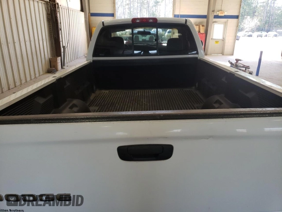 2002 Dodge 1500 z VIN 1D7HA16K82J217331, wystawiony jako Copart lot #54049875 z przebiegiem 71 046 mil mil oraz Nie do naprawy • Non repairable. Historia ofert i sprzedaży dostępna na DreamBid. Obrazek 10.