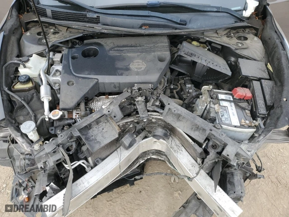 2014 Nissan Altima 2.5 with VIN 1N4AL3AP0EC287392, listed as a Copart auction lot 52261105 with 186,682 mi miles and Salvage Title. Bid and sale history available at carsss.com. Image 12.