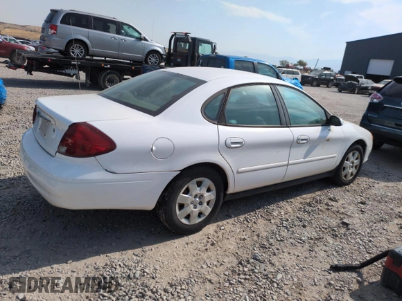 2000 Ford Taurus SE with VIN 1FAFP53U8YA106614, listed as a Copart auction lot 65076365 with 76,831 mi miles and Clean title. Bid and sale history available at DreamBid. Image 3.