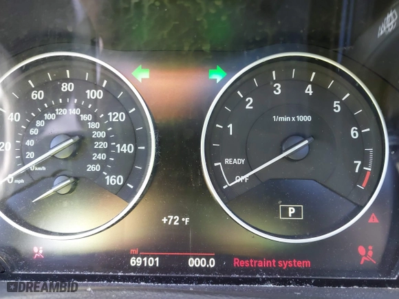 2016 BMW X1 xDrive28i with VIN WBXHT3C32G5E51855, listed as a IAAI auction lot 41634237 with 69,101 mi miles. Bid and sale history available at carsss.com. Image 7.