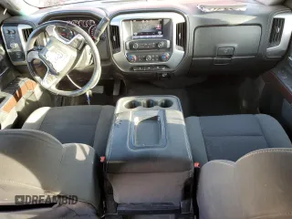 2016 GMC Sierra 2500HD SLE z VIN 1GT12SE86GF292964, wystawiony jako Copart lot #49299335 z przebiegiem 158 707 mil mil oraz Szkoda całkowita • Salvage title. Historia ofert i sprzedaży dostępna na DreamBid. Obrazek 8.