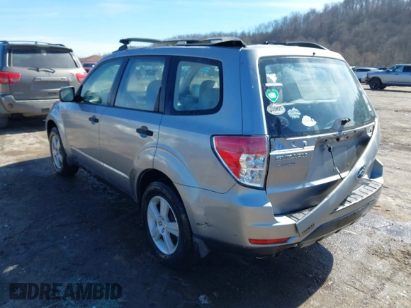 2010 Subaru Forester 2.5X with VIN JF2SH6BC5AH763339, listed as a IAAI auction lot 41683194 with 39,301 mi miles. Bid and sale history available at carsss.com. Image 3.