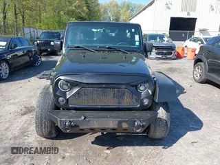 2012 Jeep Wrangler Unlimited Sport z VIN 1C4BJWDG1CL220511, wystawiony jako IAAI lot #42227037 z przebiegiem 157 914 mil mil oraz . Historia ofert i sprzedaży dostępna na DreamBid. Obrazek 12.