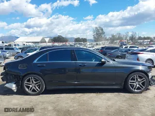 2015 Mercedes-Benz S-Class S 550 with VIN WDDUG8FB2FA115924, listed as a IAAI auction lot 41739215 with 91,348 mi miles. Bid and sale history available at carsss.com. Image 14.