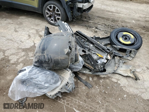 2021 Volkswagen Tiguan S z VIN 3VV1B7AX5MM062422, wystawiony jako Copart lot #54876425 z przebiegiem 114 550 mil mil oraz Nie do naprawy • Non repairable. Historia ofert i sprzedaży dostępna na DreamBid. Obrazek 13.