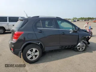 2020 Chevrolet Trax LT with VIN KL7CJPSB2LB336966, listed as a Copart auction lot 59807465 with 31,878 mi miles and Salvage title. Bid and sale history available at DreamBid. Image 3.