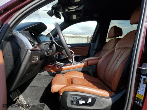 2022 BMW X7 ALPINA XB7 with VIN 5UXCX6C14N9K25149, listed as a Copart auction lot 45928304 with 11,717 mi miles. Bid and sale history available at carsss.com. Image 7.