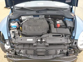 2019 Volkswagen Beetle S with VIN 3VWFD7AT8KM708865, listed as a IAAI auction lot 41692756 with 35,070 mi miles. Bid and sale history available at carsss.com. Image 10.