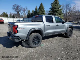 2024 Chevrolet Colorado 4WD Trail Boss with VIN 1GCPTEEK2R1285398, listed as a Copart auction lot 50782215 with 2,352 mi miles and Salvage Title. Bid and sale history available at carsss.com. Image 3.