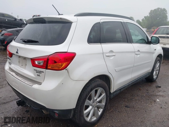 2015 Mitsubishi Outlander GT with VIN 4A4AR4AW5FE049655, listed as a IAAI auction lot 42352679 with 160,393 mi miles and . Bid and sale history available at DreamBid. Image 4.