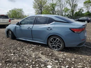 2025 Nissan Sentra SR z VIN 3N1AB8DV2SY221081, wystawiony jako Copart lot #55232405 z przebiegiem 9 391 mil mil oraz Szkoda całkowita • Salvage title. Historia ofert i sprzedaży dostępna na DreamBid. Obrazek 2.