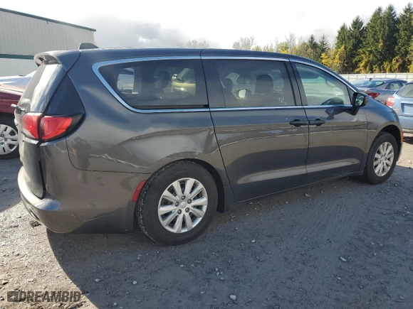2020 Chrysler Voyager L with VIN 2C4RC1AG7LR243508, listed as a Copart auction lot 76016094 with 134,729 mi miles and Salvage Title. Bid and sale history available at carsss.com. Image 3.