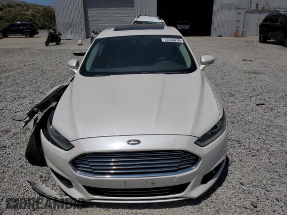 2013 Ford Fusion SE with VIN 3FA6P0H92DR379362, listed as a Copart auction lot 59636255 with 148,301 mi miles and Salvage title. Bid and sale history available at DreamBid. Image 5.
