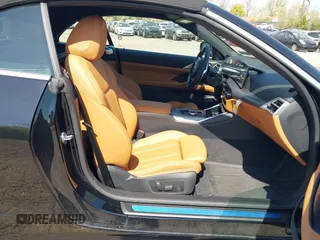 2025 BMW 4 Series 430i xDrive with VIN WBA53DB03SCT98773, listed as a IAAI auction lot 42061005 with 2,985 mi miles and . Bid and sale history available at carsss.com. Image 5.