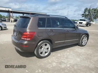 2015 Mercedes-Benz GLK 350 with VIN WDCGG5HBXFG409615, listed as a Copart auction lot 70898804 with 137,692 mi miles and Salvage Title. Bid and sale history available at DreamBid. Image 3.